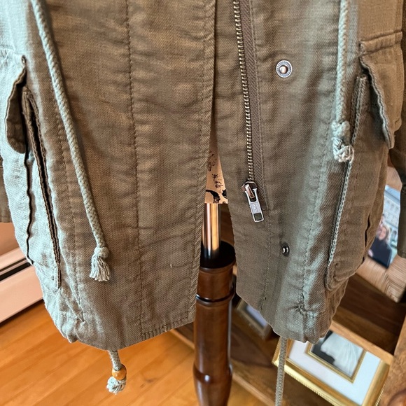 Women’s LUCKY BRAND Olive Green
Drawstring Waist Utility Jacket. Sz. Medium. - Picture 7 of 10